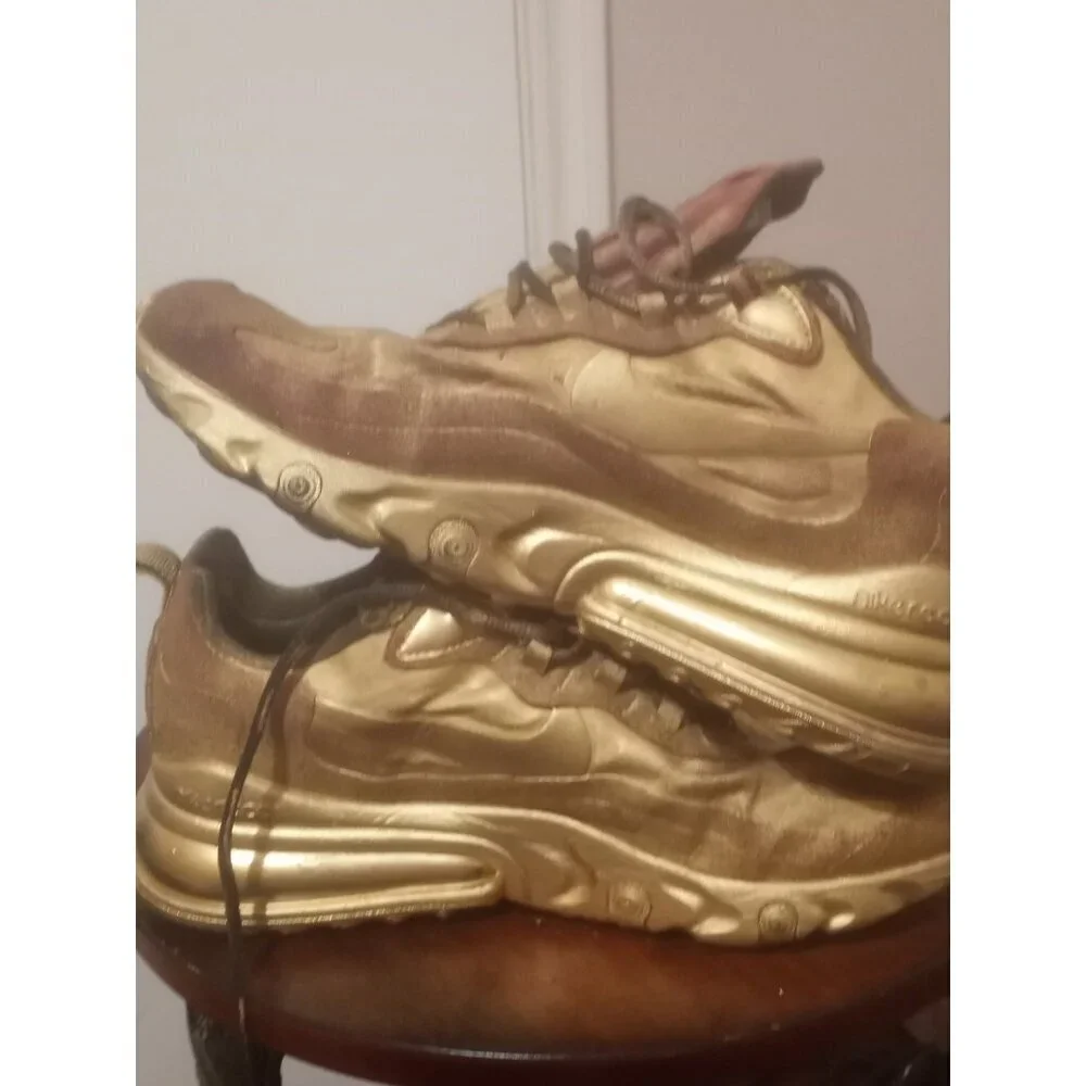 Nike Air Max 270 React CI3866-600 Gym Metallic Gold Spray Paint Mens Size 8.5